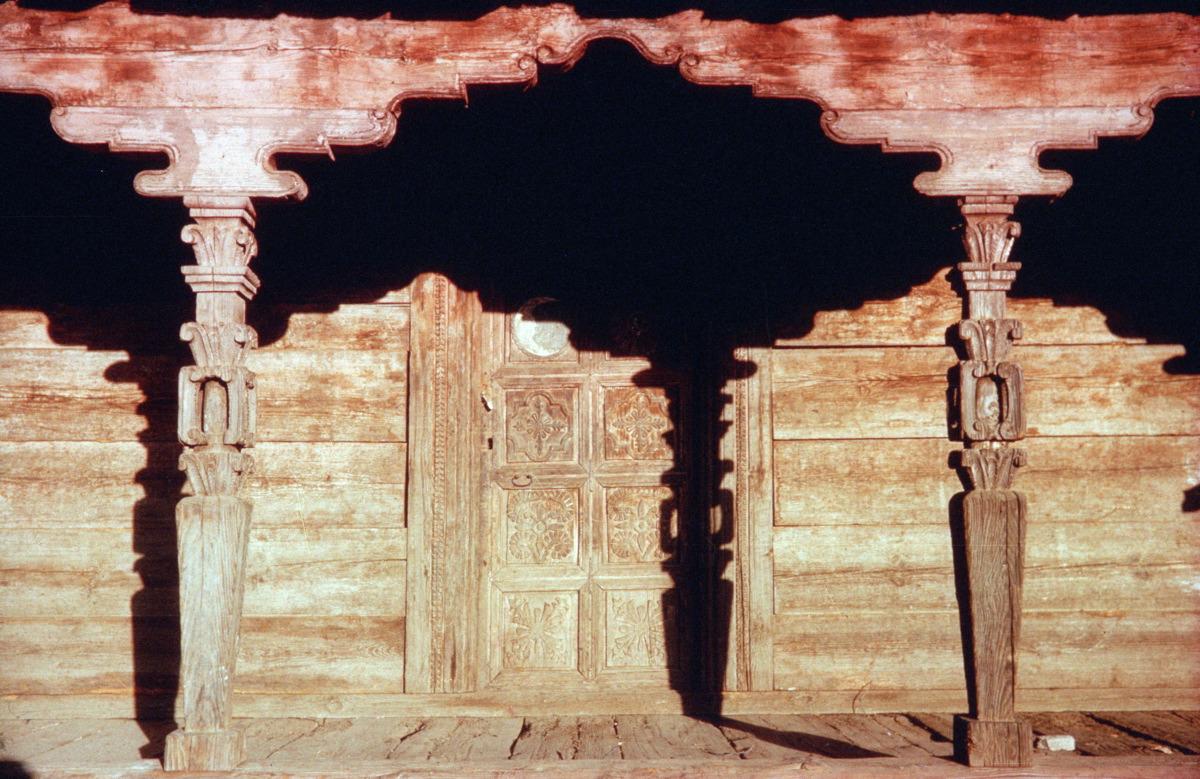 Tarascan Indian Doorposts