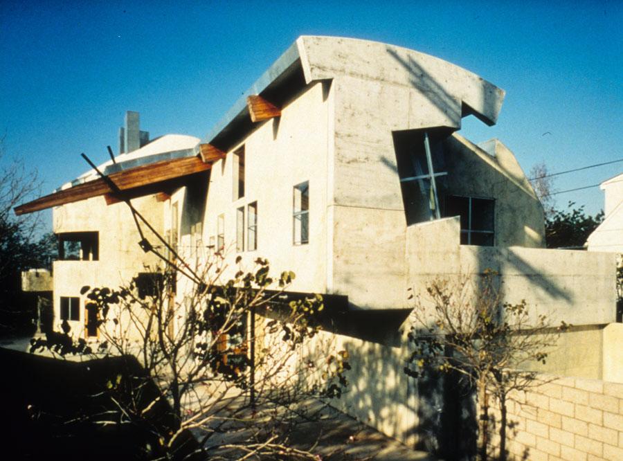 Lawson-Westen House, Los Angeles: North East Facade
