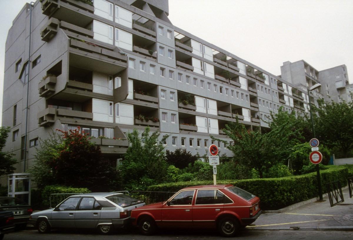Arago-Zola Housing, St. Ouen, Paris