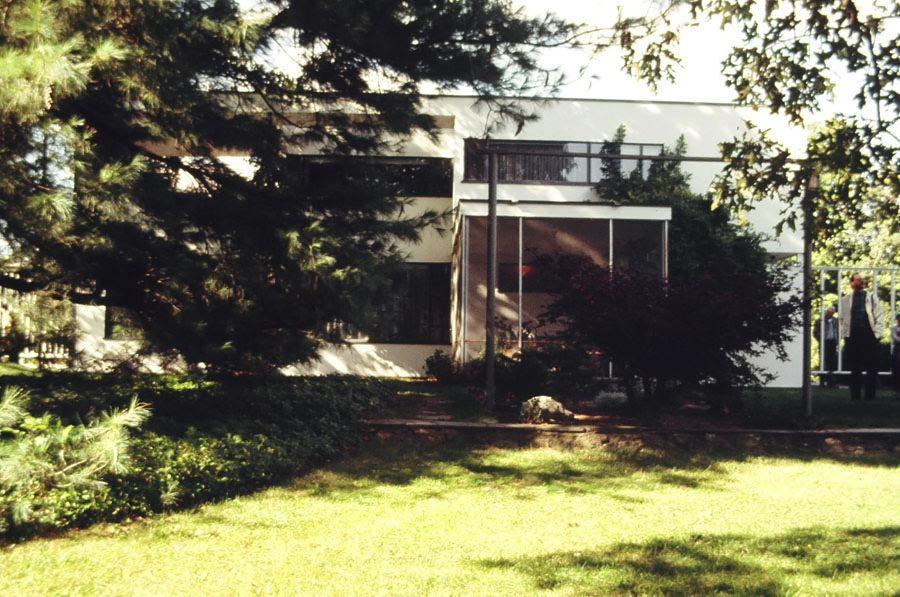 Architect's House, Lincoln, Massachusetts By Walter Gropius (With Marcel Breuer) 1938