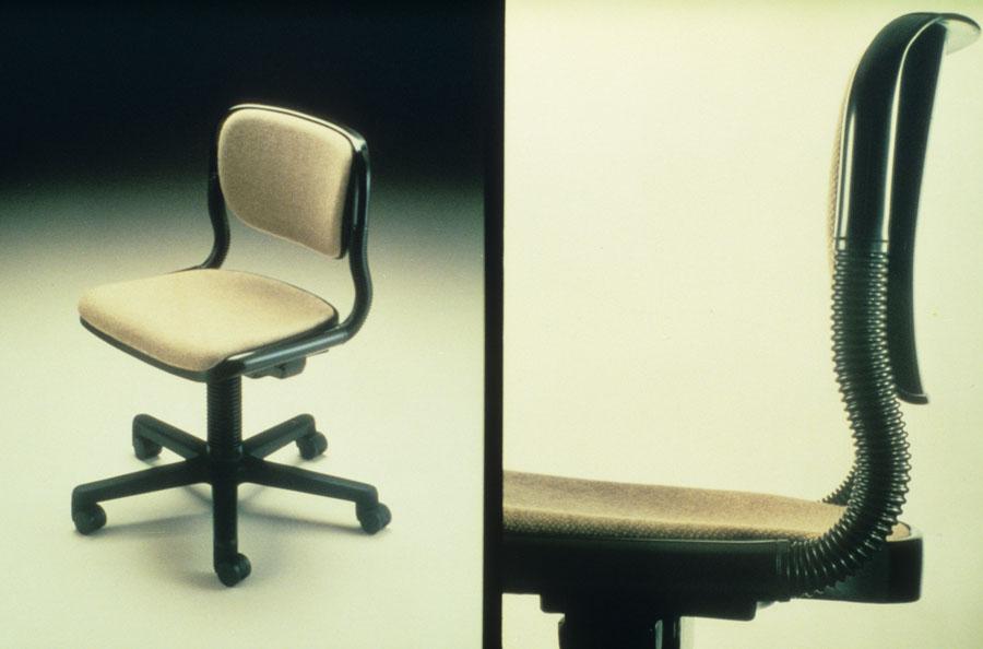 Vertebra Chair, Designed With Giancarlo Piretti