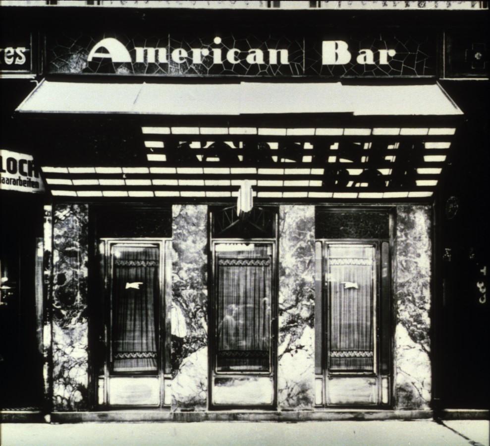 Kärntner Bar, Vienna, 1908. Entrance Portico